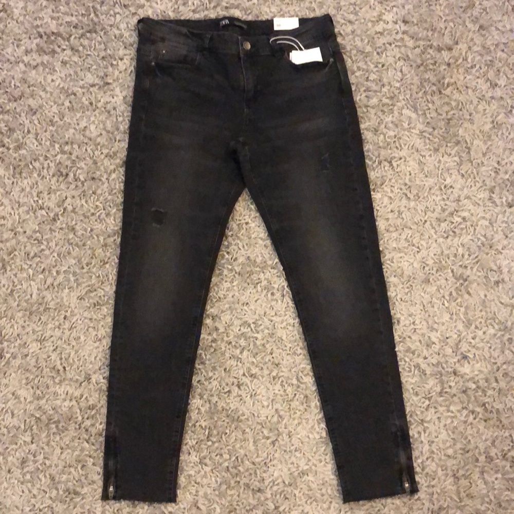 Mid Rise Skinny Jean